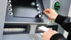 Dev banka Türkiye'deki ATM'lerini kapatıyor