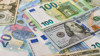 Dolar ve euro için tahminler değişti
