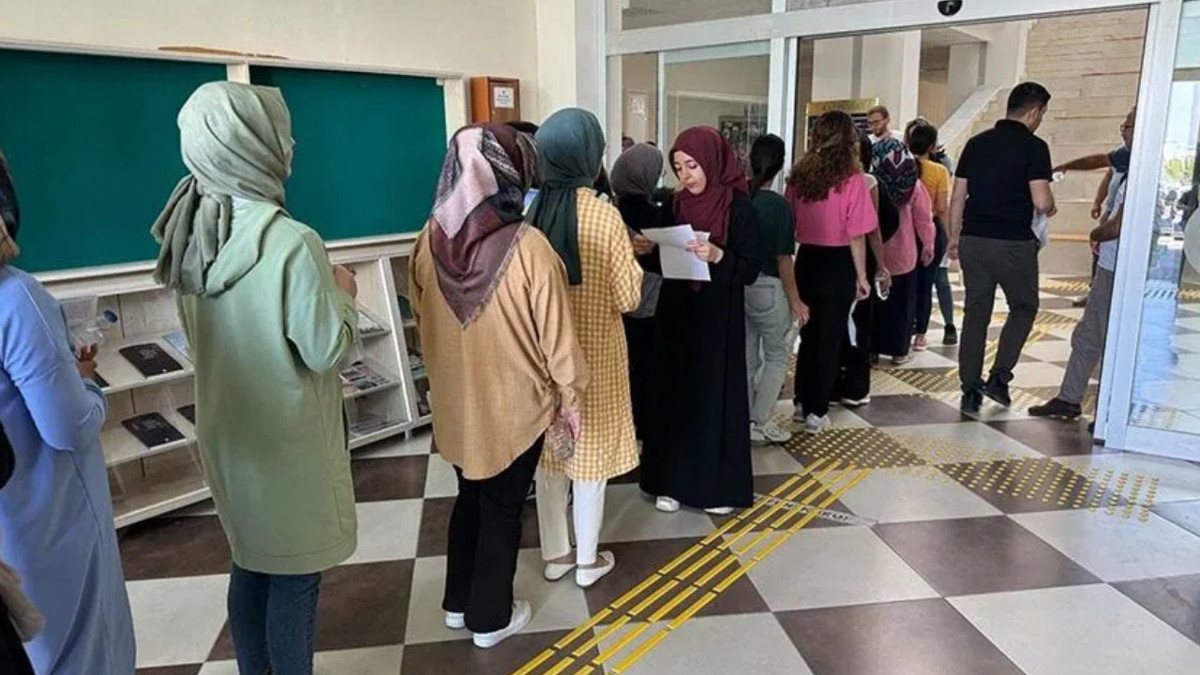2026-KPSS Din Hizmetleri Alan Bilgisi (DHBT) başvuru ekranı... DHBT kılavuzu ve sınav ücreti...