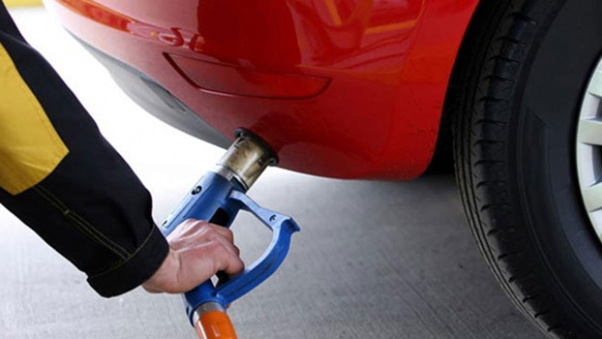 Akaryakıt fiyatlarında son durum! Benzin, motorin ve LPG'ye zam, indirim var mı? (2 Nisan 2026)