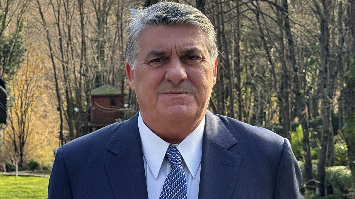 Serdal Adalı: 15 milyon Euro'yu veren Rafa Silva'yı alır