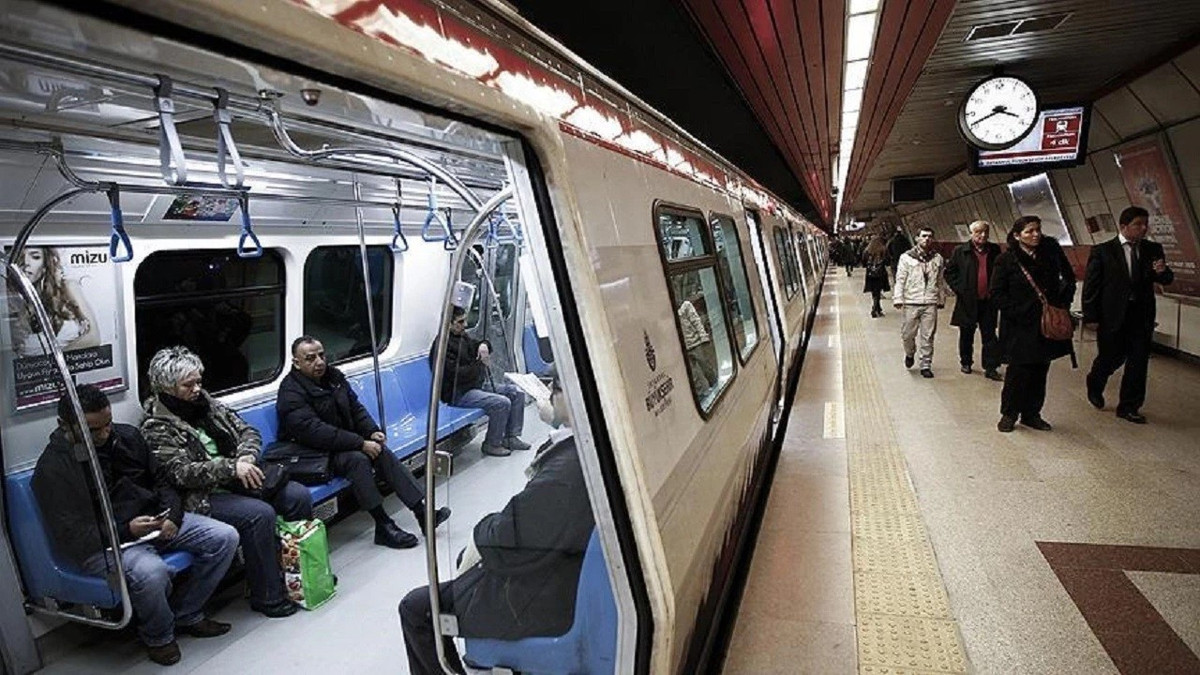 Metro İstanbul’dan yılbaşı düzenlemesi: Seferler gece boyunca sürecek