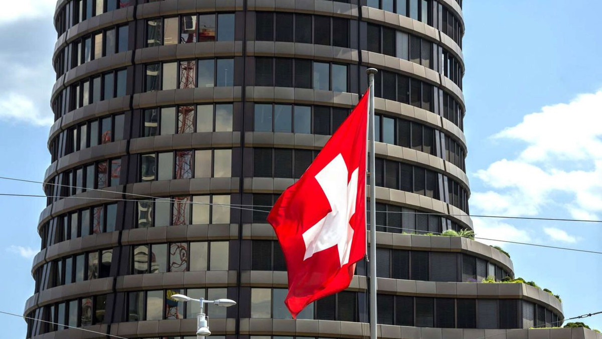 SNB'den müdahale hamlesi: Döviz alımları 4 katına çıktı