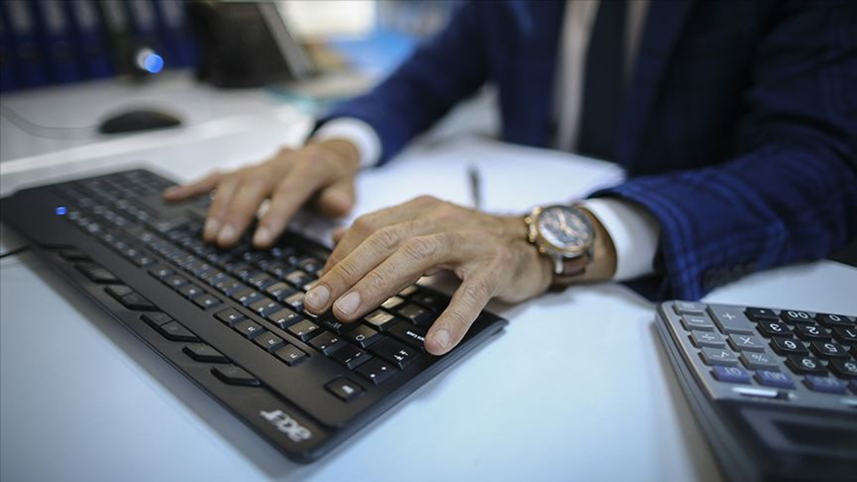 Memur-Sen’den reform çağrısı: Ücret farklılığı ortadan kalkmalı