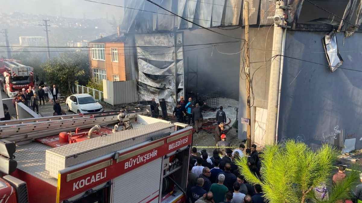 Kocaeli’deki parfüm imalathanesi yangınında hayatını kaybeden 6 kişinin kimlikleri belli oldu