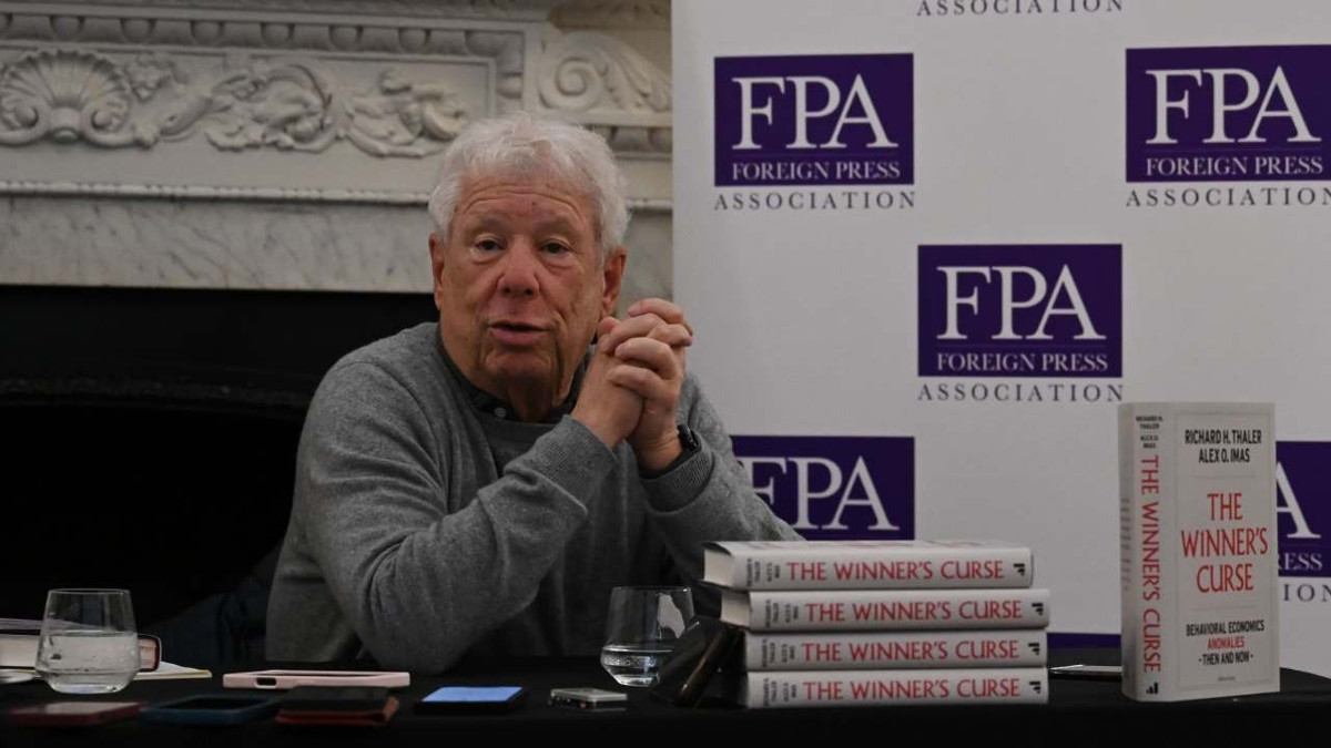 Nobel ödüllü ekonomist Richard Thaler'dan yatırımcılara kritik uyarı