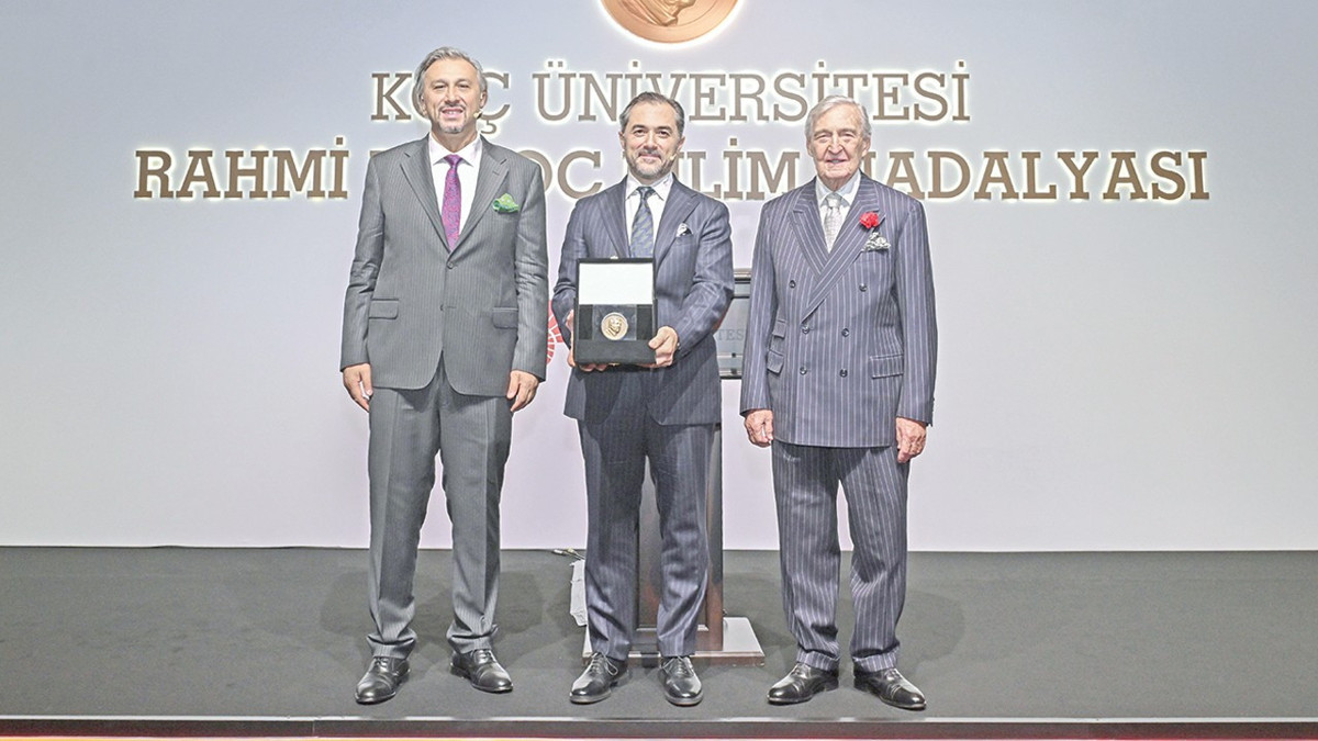 Yaratıcı yıkımı semt pazarında öğrendi