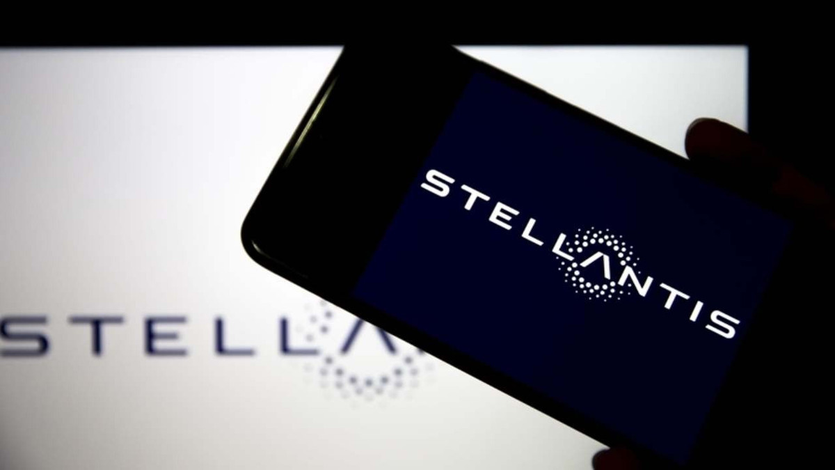 Stellantis 72 binden fazla aracını geri çağırıyor