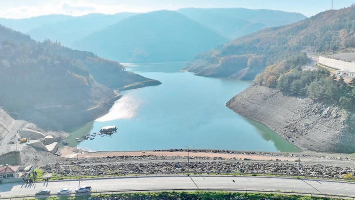 Bursa susuzluk alarmında: Uludağ’daki kar yarı yar…