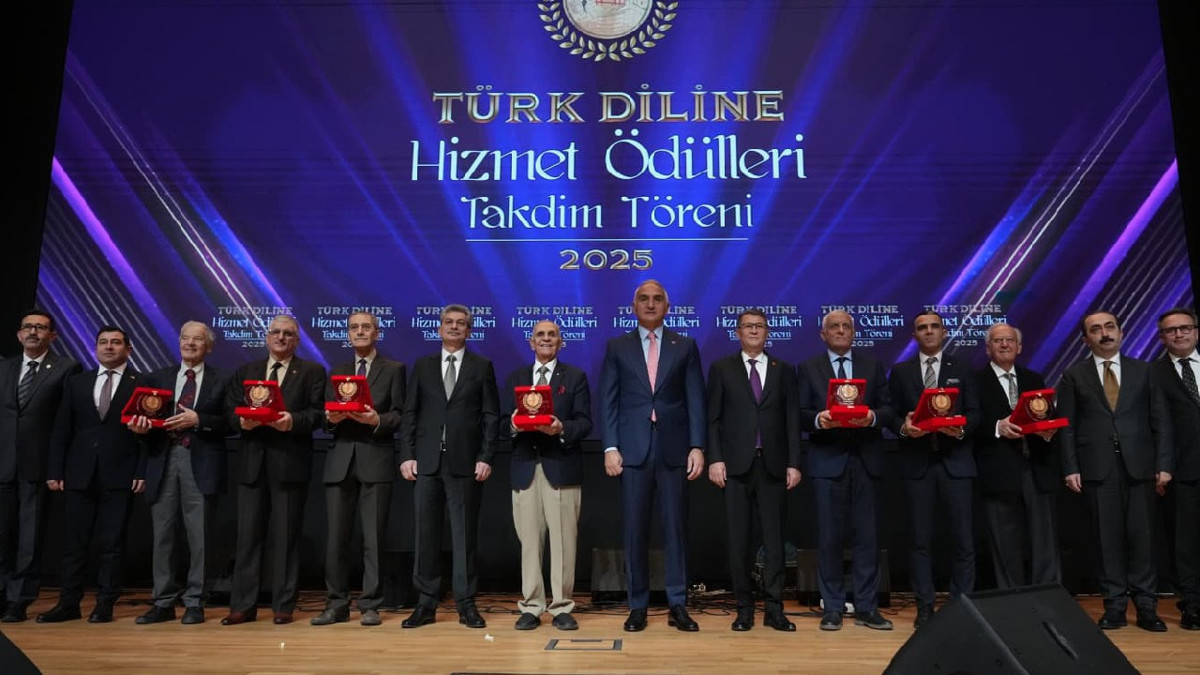 Türkçeye emek veren isimler onurlandırıldı