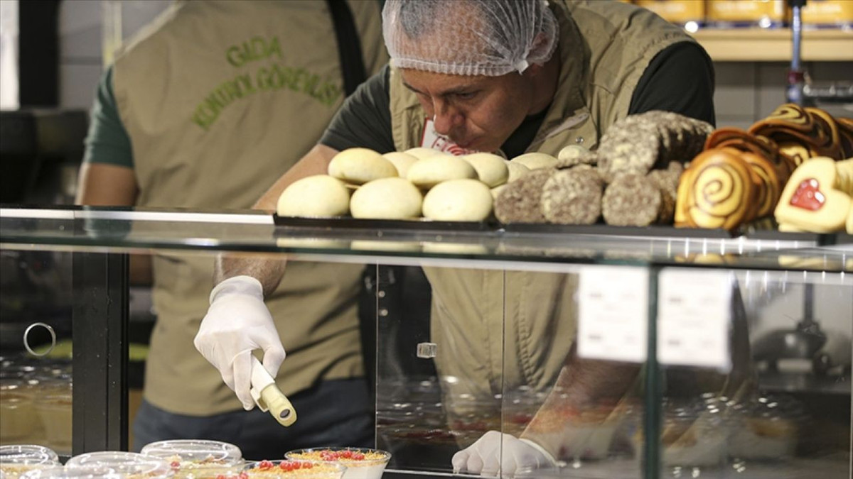 Yıl sonuna kadar 81 ilde tüm yiyecek-içecek işletmeleri denetlenecek