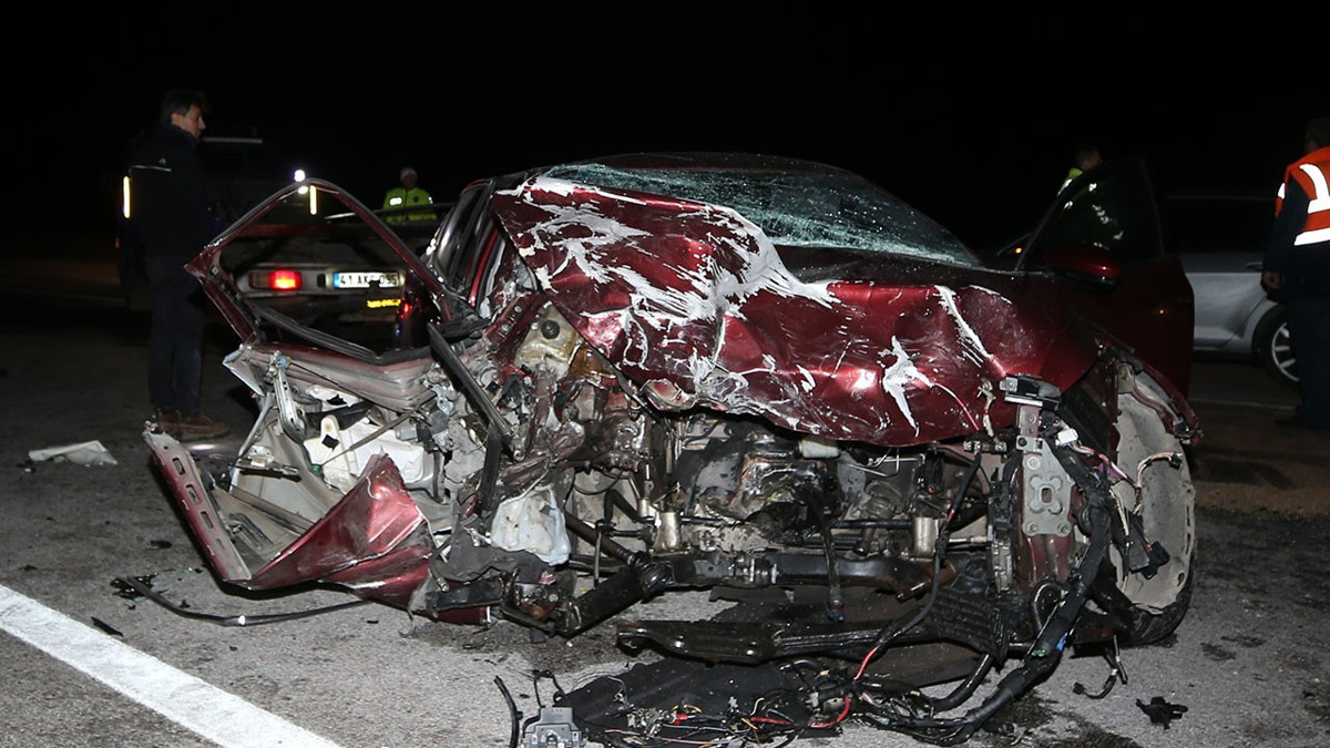 Çanakkale'de 'ters yön' faciası: 5 ölü, 1 yaralı