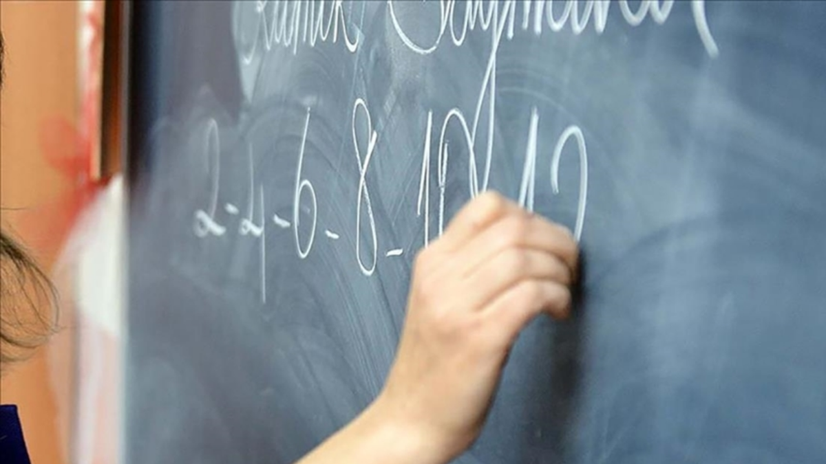 Okullar 4 gün mü olacak? Okullarda 3 gün tatil mi geliyor?