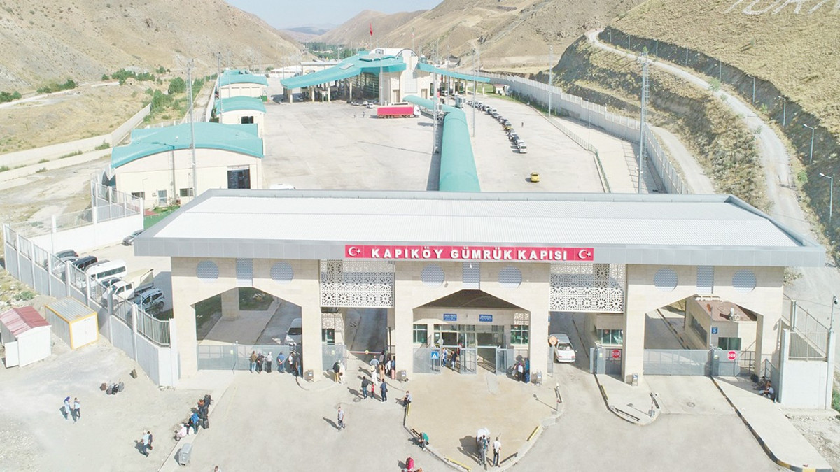 Türkiye-İran ilişkileri yeni sınır kapısıyla güçlenecek