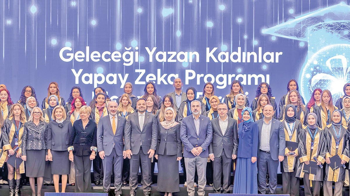 “Türkiye’nin dijital geleceğini hep birlikte yazacağız”