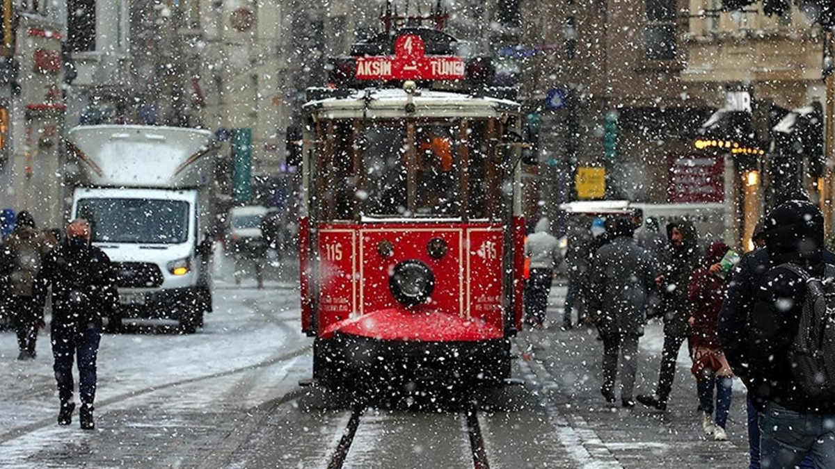 İstanbul Valiliği'nden yağmur ve kar uyarısı
