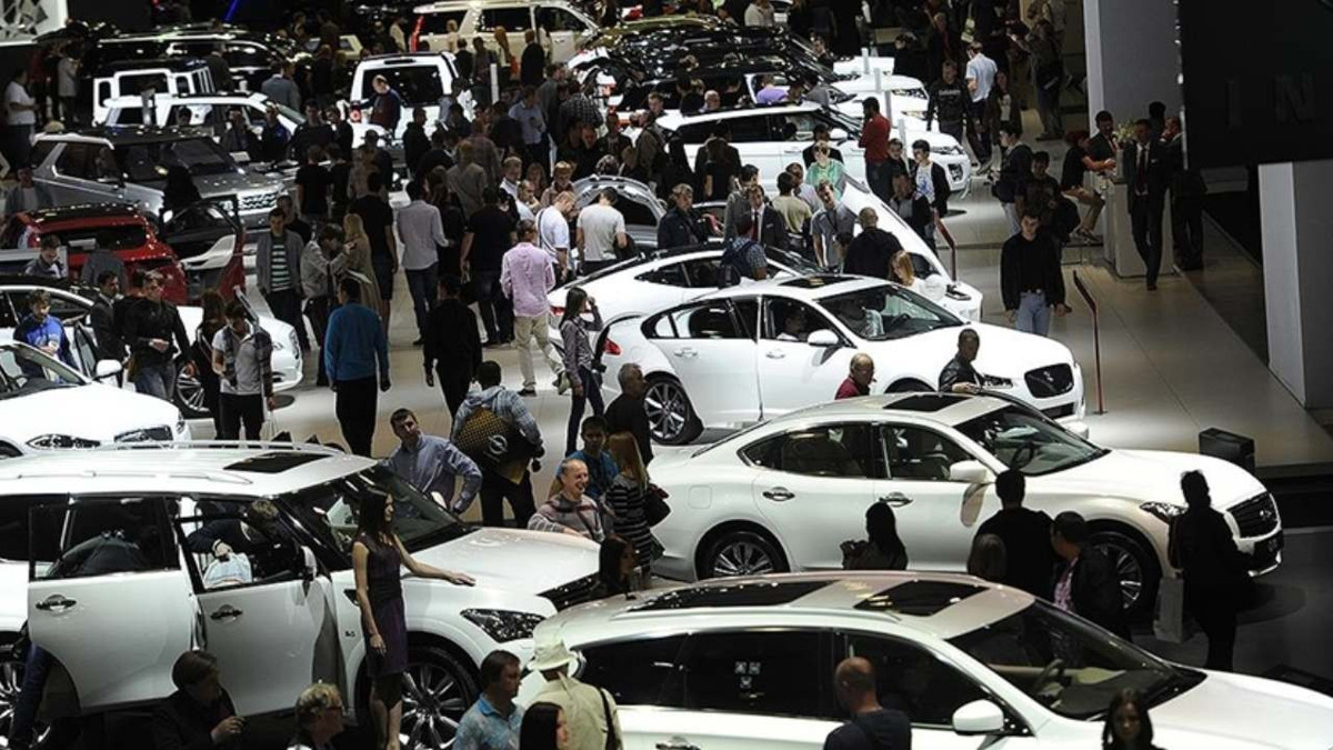 Rusya’da otomobil fabrikalarının tümü yeniden üretime başlıyor