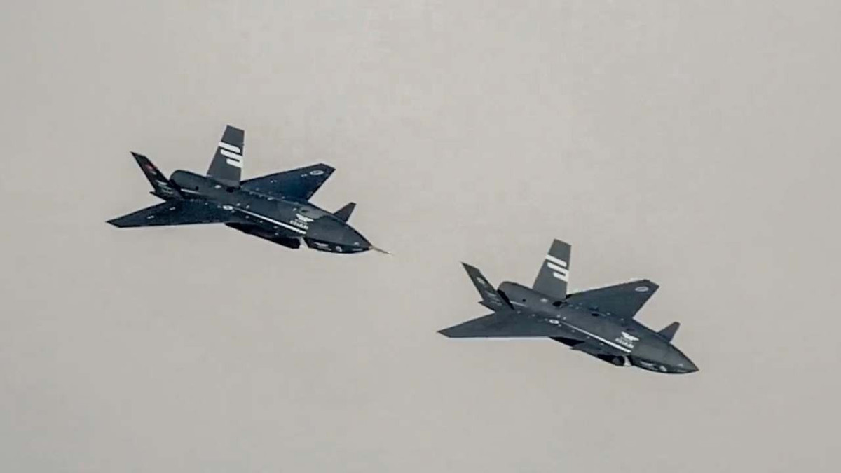 Bayraktar KIZILELMA "kol uçuşu" ile yeni bir ilke imza attı