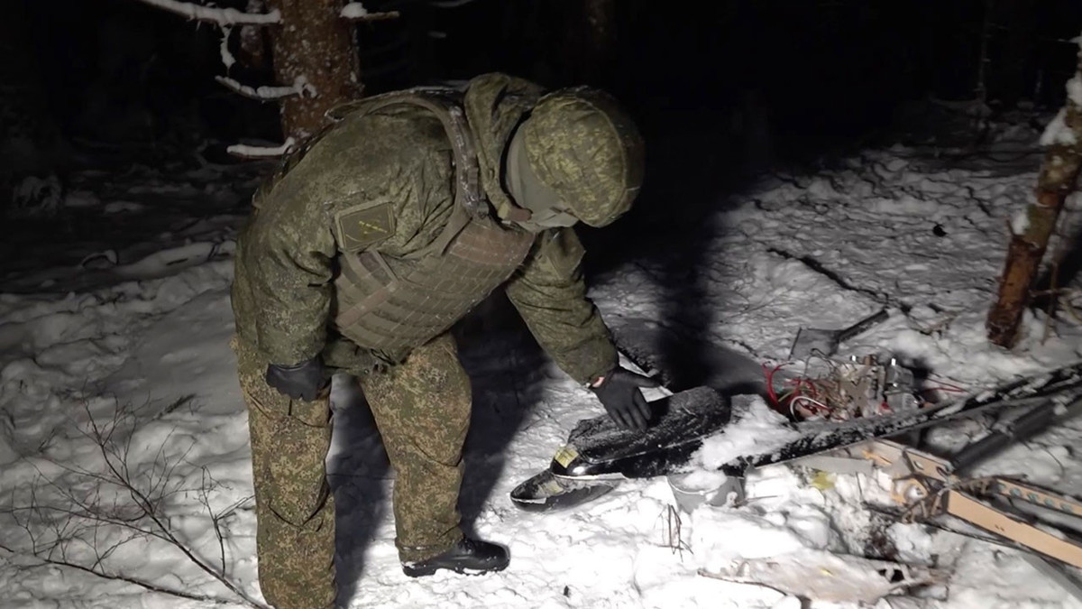 Rusya: Putin'in Novgorod'daki konutuna yapılan saldırı planlı ve çok katmanlı