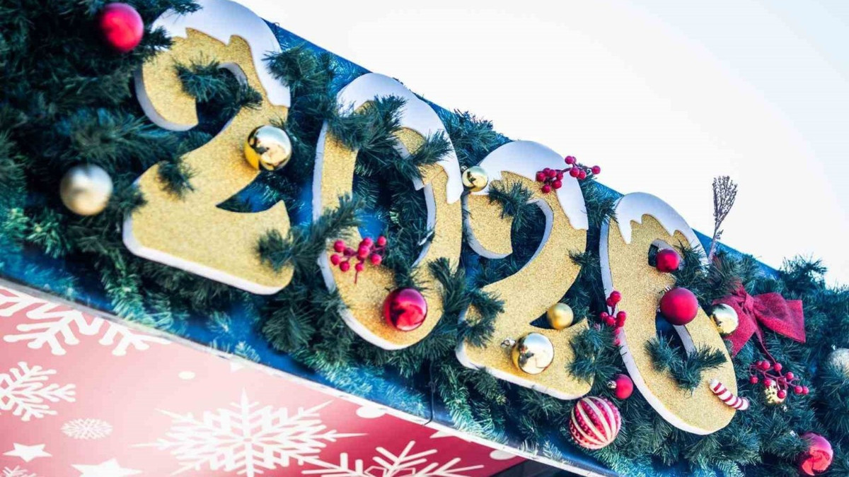 Klişe olmayın özel olun... Bu yılbaşı mesajları, yeni yıl mesajları bambaşka