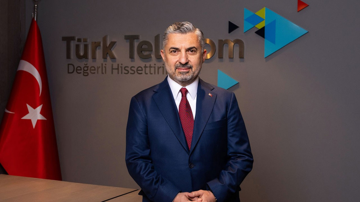 Türk Telekom CEO’su Şahin: Fiber altyapı ve 5G ile dijital dönüşümün öncüsüyüz