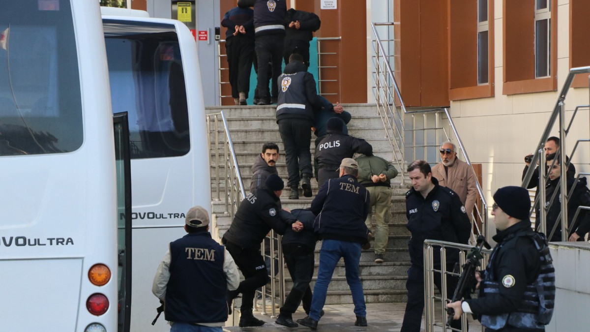 Yalova'daki DEAŞ operasyonunda 26 tutuklama