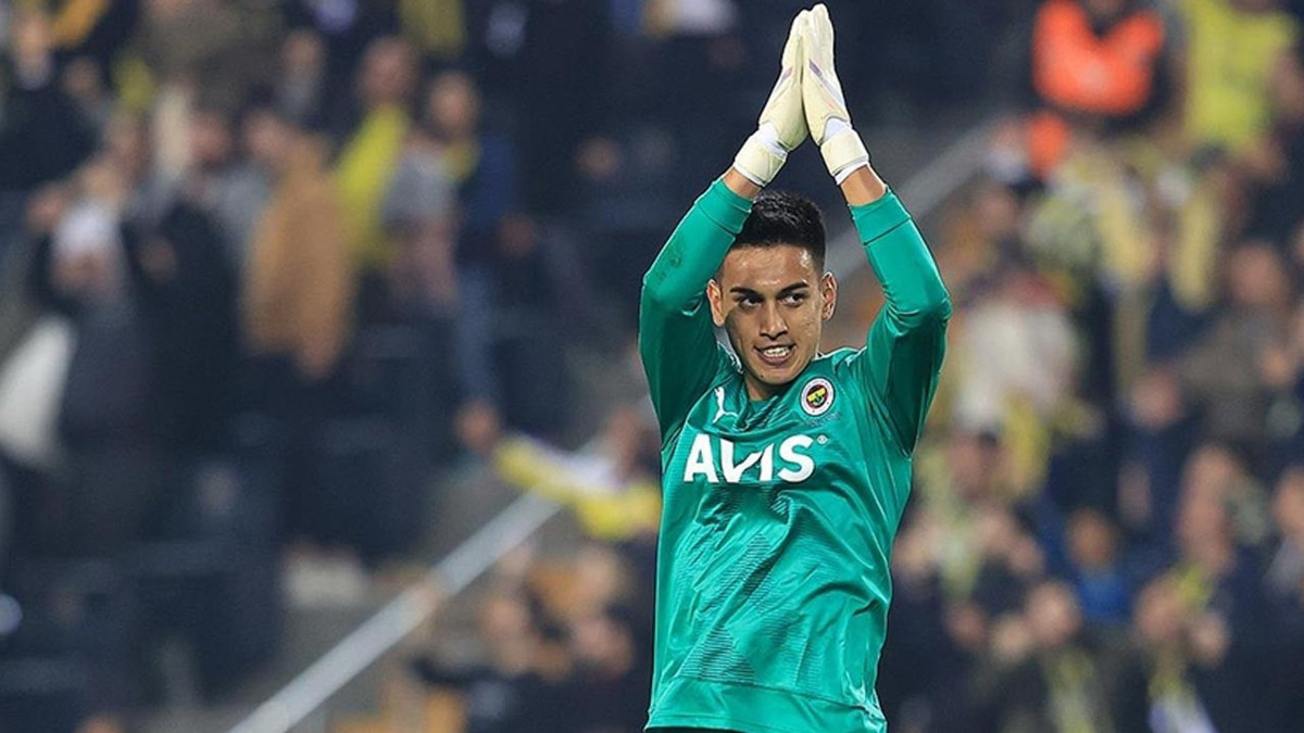 Samsunspor, İrfan Can Eğribayat'ın transferi için Fenerbahçe ile anlaştı