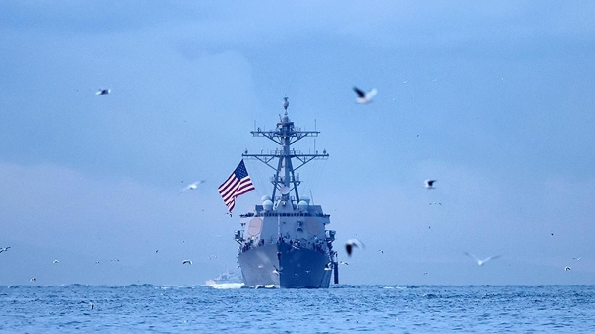 ABD, Rus petrol tankerine el koydu