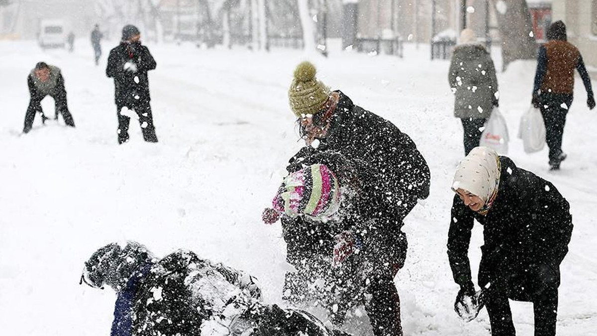 Bingöl'de kar nedeniyle eğitime 12 Ocak tarihinde ara verildi