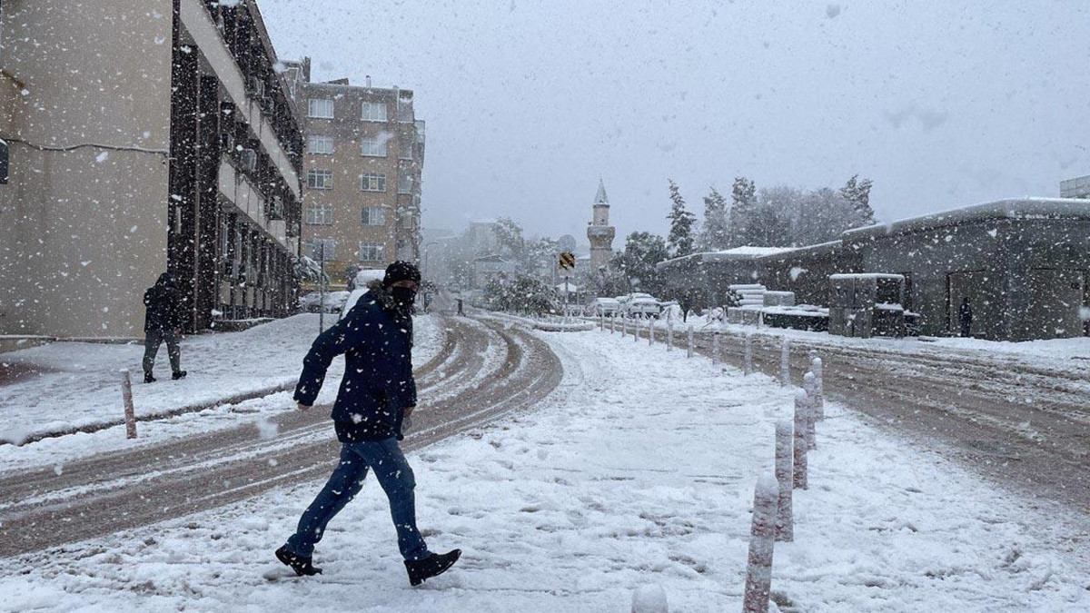 Sinop'un bazı ilçelerinde eğitime ara verildi
