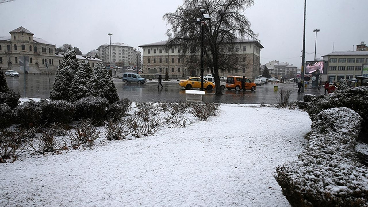 Sivas'ın bazı ilçelerinde eğitime ara verildi
