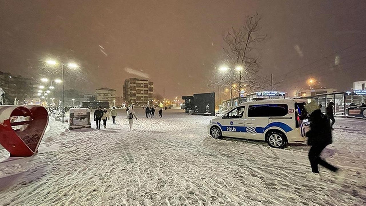 Kocaeli'de taşımalı eğitime kar engeli