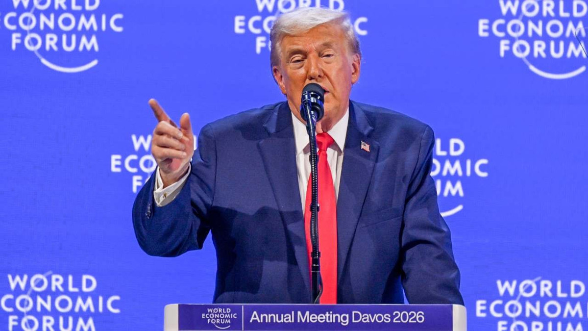 Trump Davos'a sert mesajlarla başladı: Ticaret açığını radikal şekilde azalttık