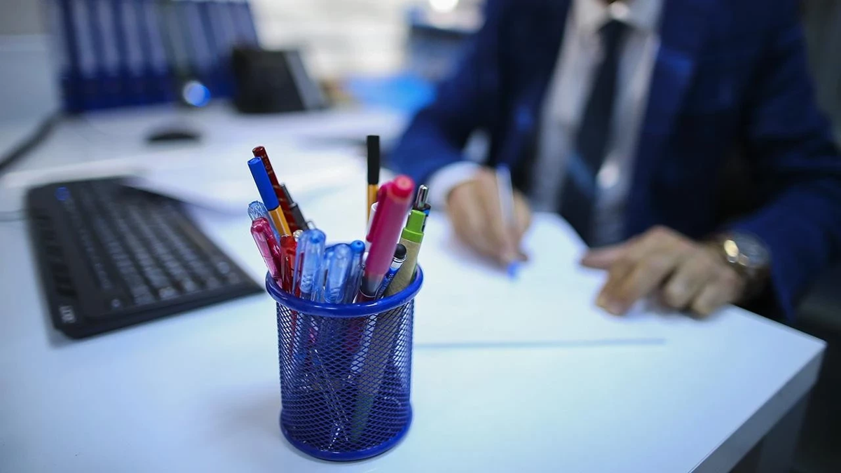 Sözleşmeli personelde yeni dönem: Yarı zamanlı çalışma yolu açıldı