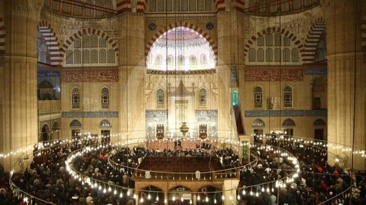 Berat Kandili ne zaman? Kandil hangi gün idrak edilecek?