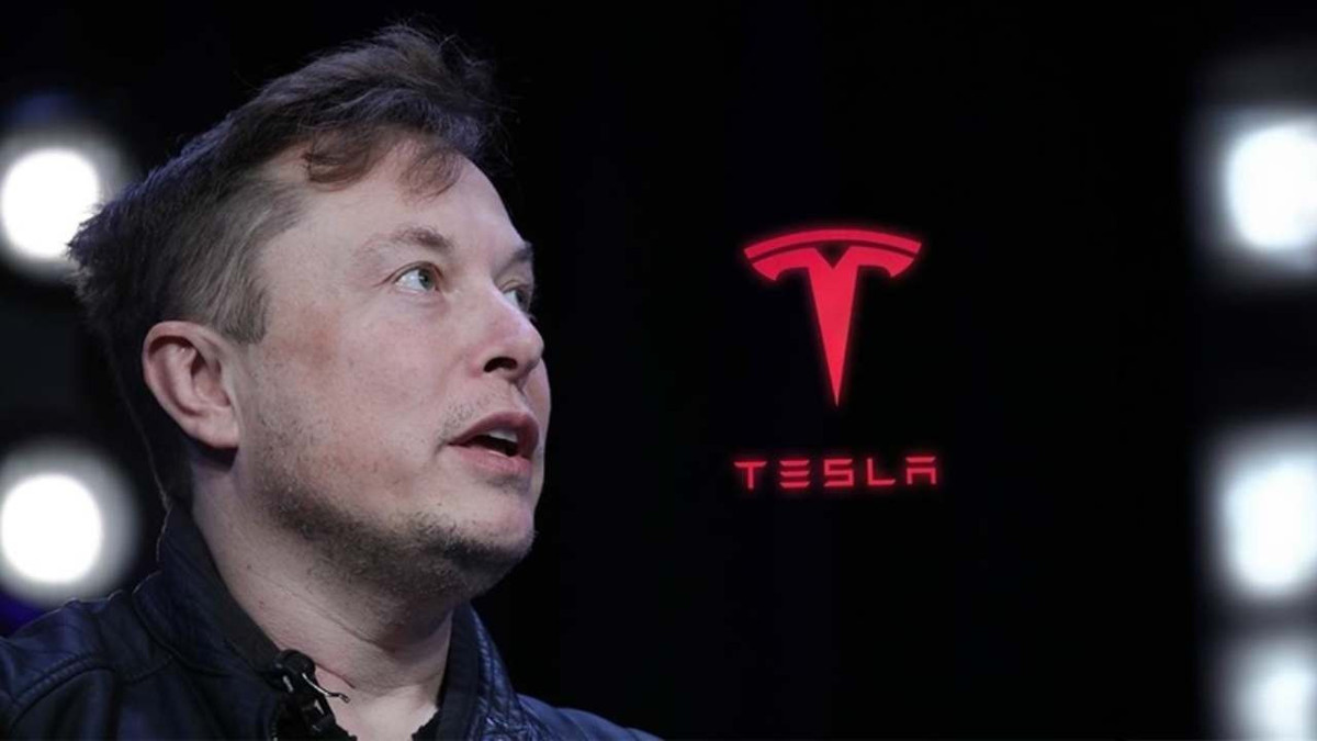 Elon Musk, Tesla Autopilot'ı devre dışı bıraktı