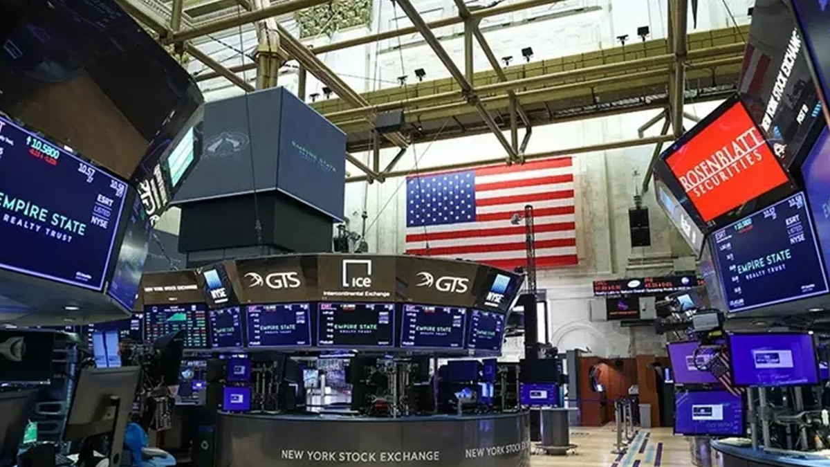 New York borsası karışık seyirle açıldı