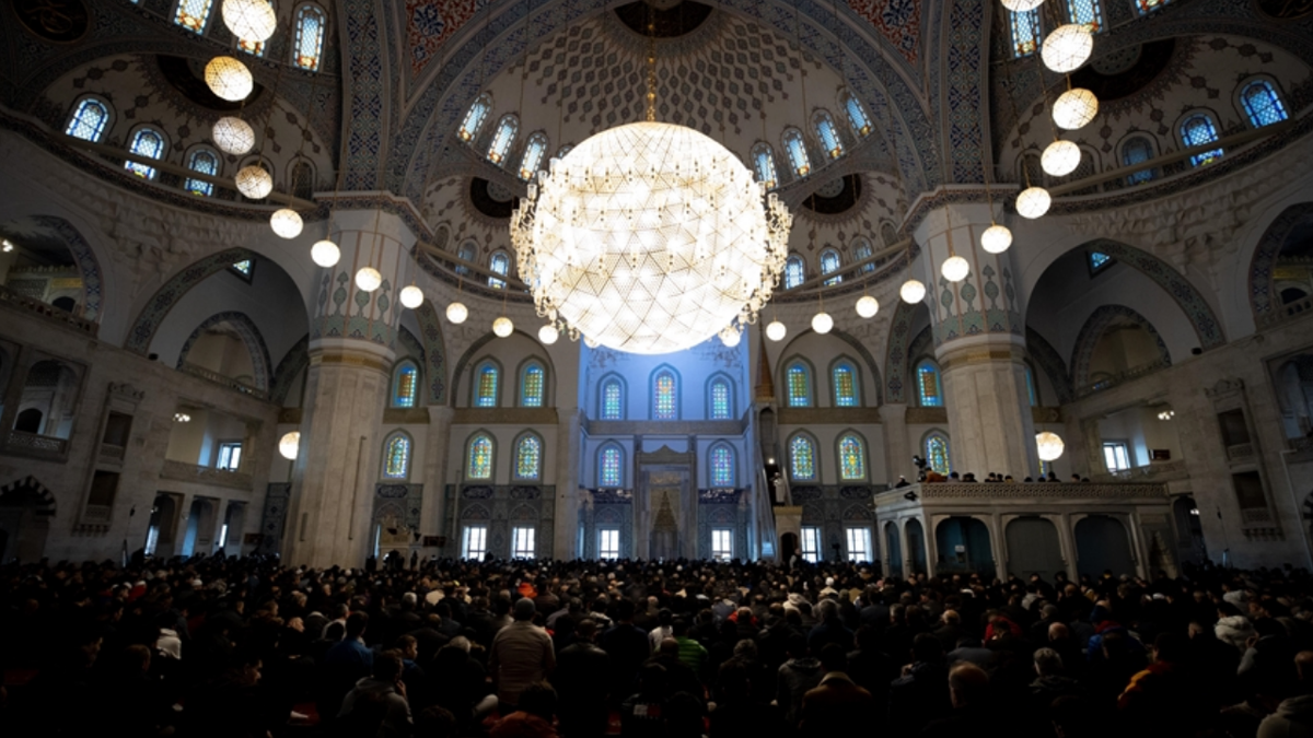 Ramazan ayı ne zaman başlıyor? İlk sahur ve oruç hangi tarihte?