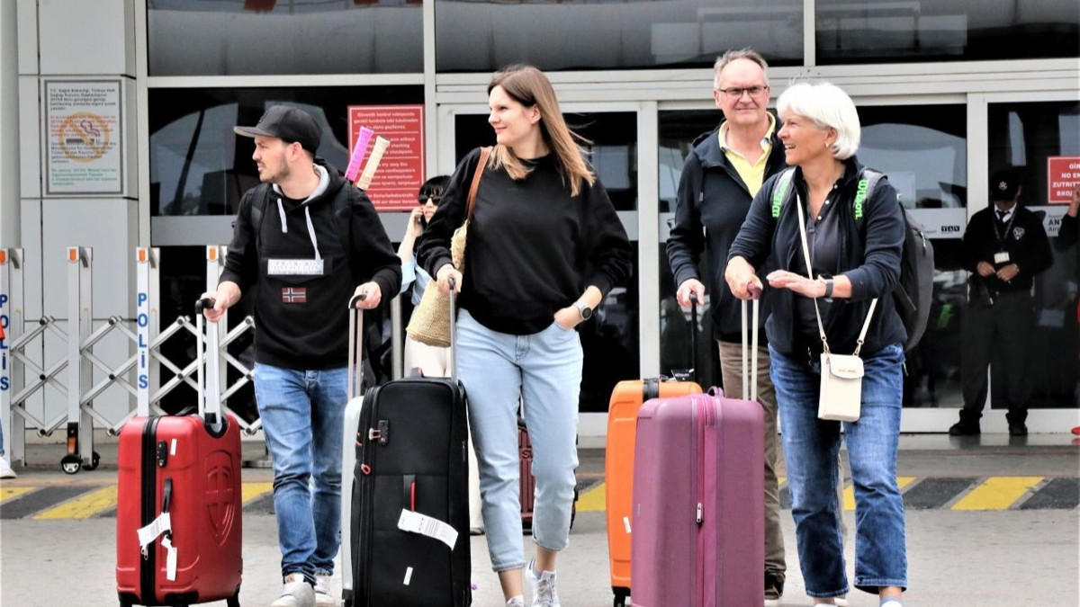 TÜİK açıkladı: Türkiye’nin turizm geliri 2025’te 65,2 milyar doları aştı