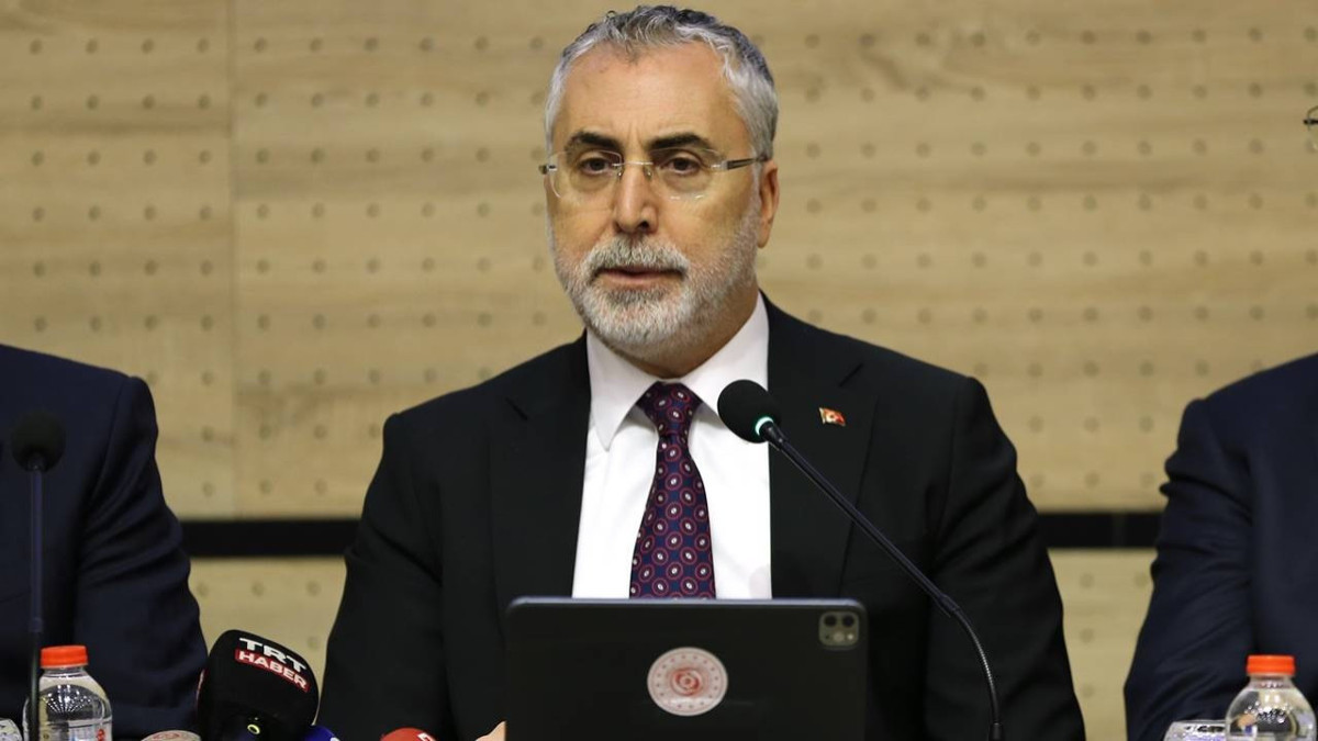 Işıkhan: İşsizlik oranı son 25 yılın en düşük seviyesinde