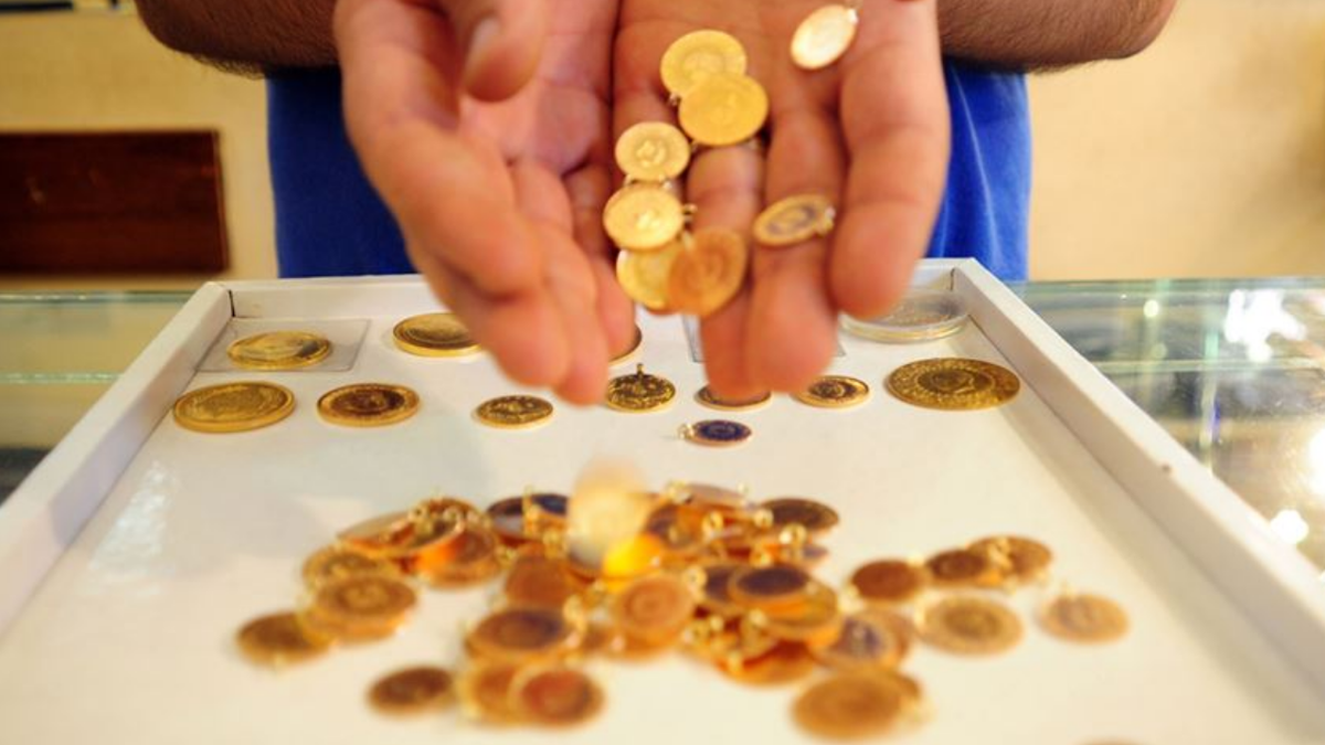 Altın düştü mü, gram altın neden düştü? Altın daha düşer mi, yükselecek mi?
