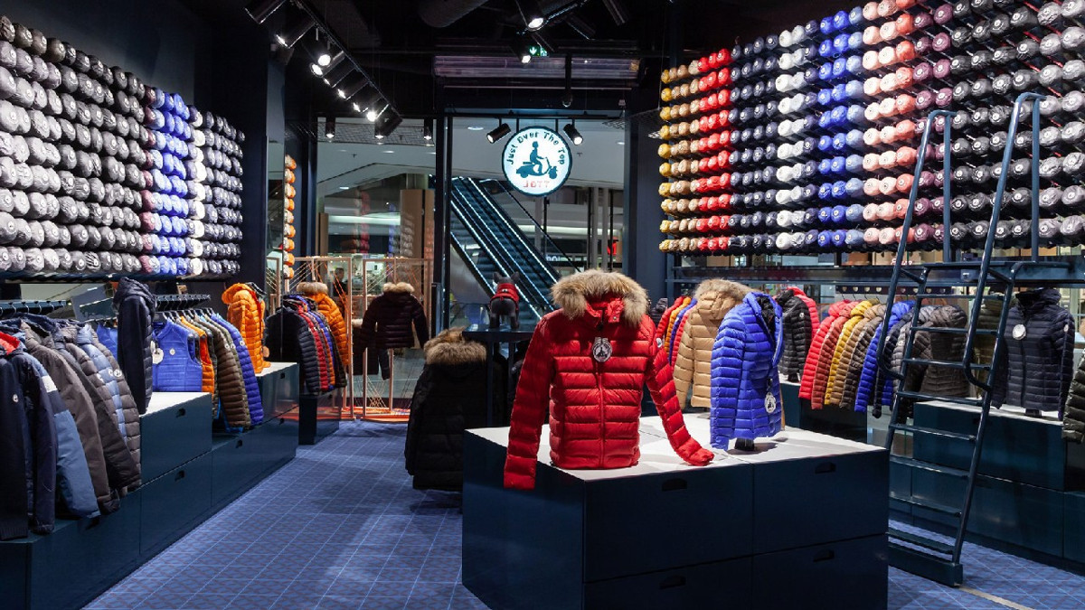 İflas korumasına alınan şişme mont markasına 15 alıcı talip oldu