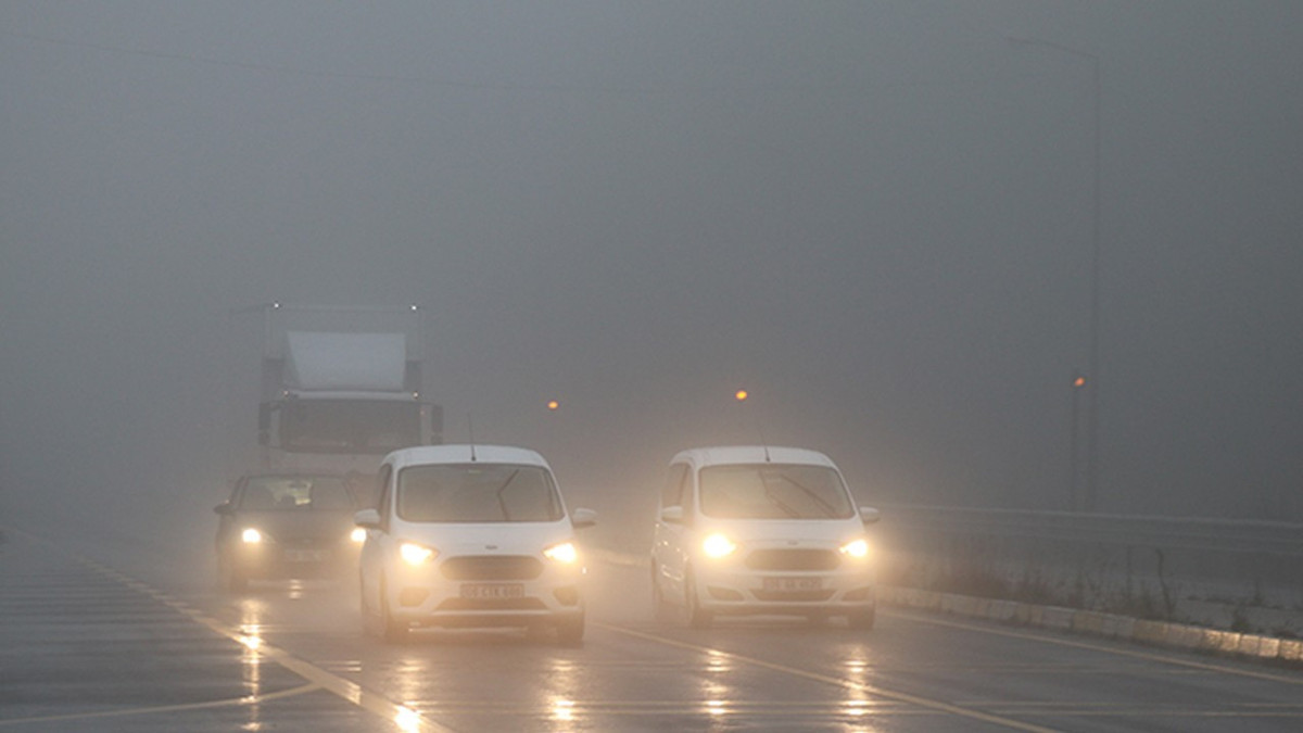Bolu-Seben kara yolu trafiğe kapatıldı