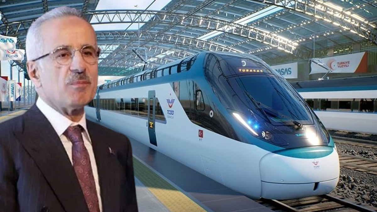 Bakan Uraloğlu: Mersin-Gaziantep arası hızlı trenle 2 saat 15 dakikaya düşecek