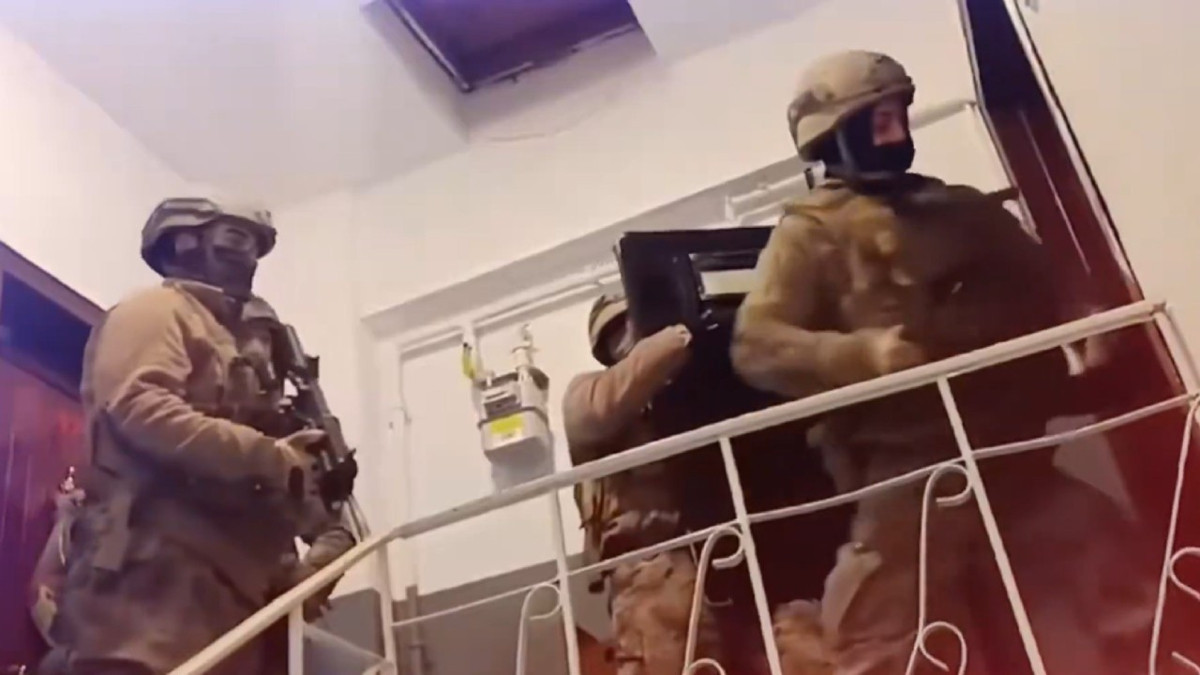 Sosyal medyadaki uyuşturucu ağı çökertildi: 305 kişi gözaltına alındı