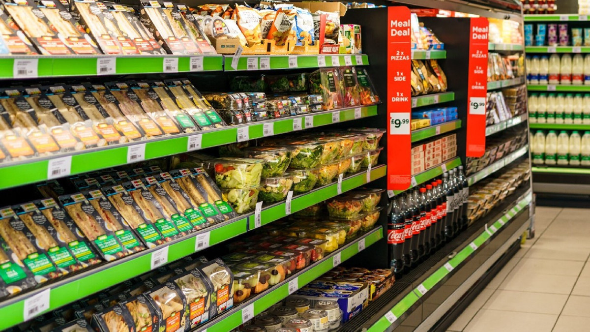 942 şubeli market zincirine milyonluk ceza: Tarihi geçmiş humus ve pizza başlarını yaktı