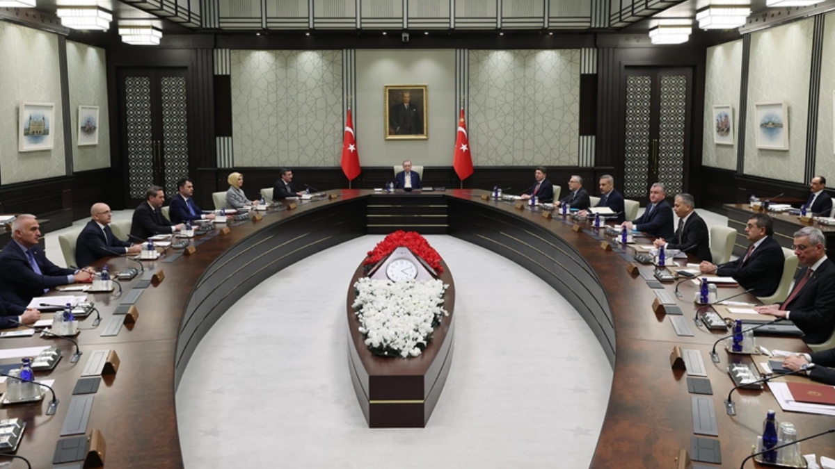 Bakanlar değişti mi? Kabine değişti mi, yeni bakanlar kimler oldu?