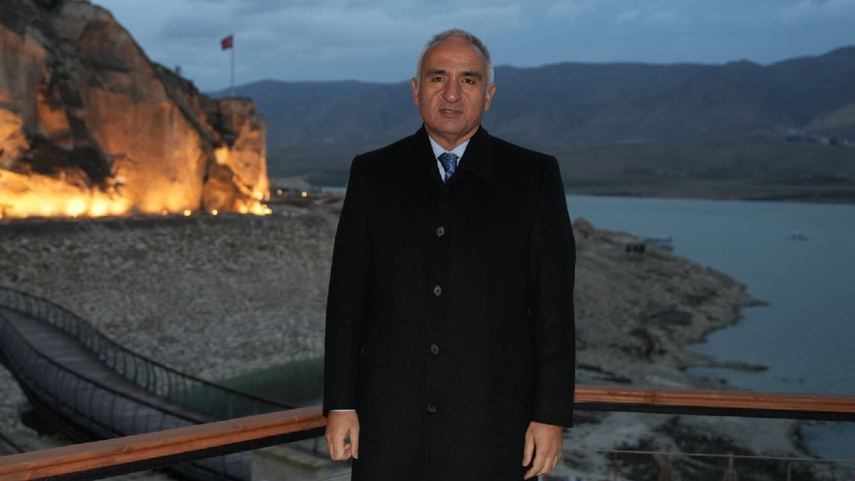 Hasankeyf yeniden doğuyor! Bakan Ersoy sahada inceledi, kültür turizminde yeni dönem başladı