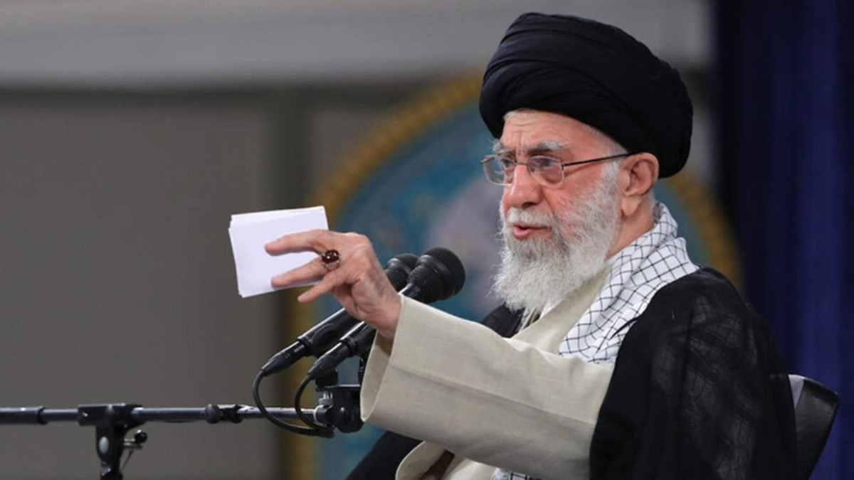 Nükleer müzakereler devam ederken Hamaney'den gözdağı