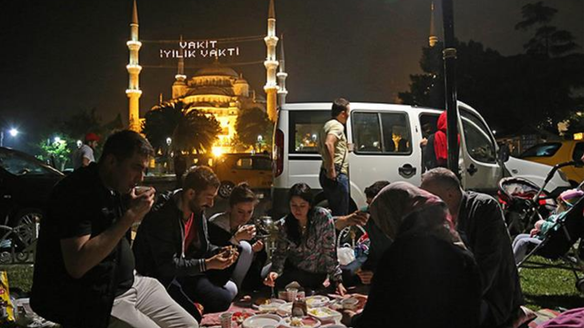 Sahur duası nedir? Sahurda nasıl niyet edilir? Niyet etmeden oruç tutulur mu?